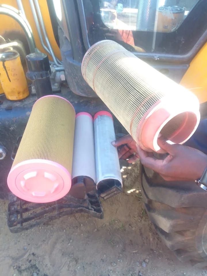 Replacement air filter elements for a TLB